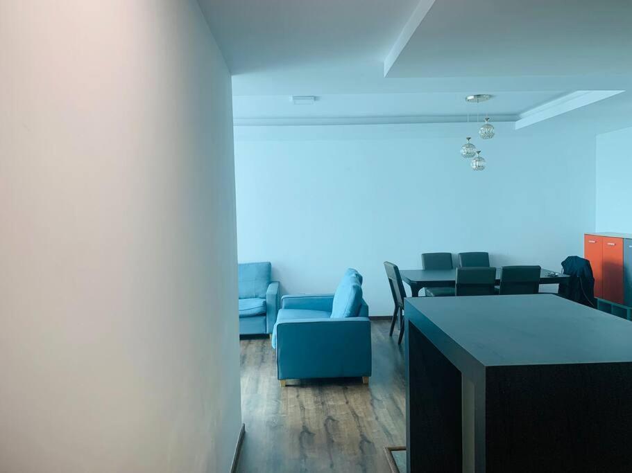 קוצ'ינג Rohani Jazz Suites 4 @ Vivacity Megamall מראה חיצוני תמונה